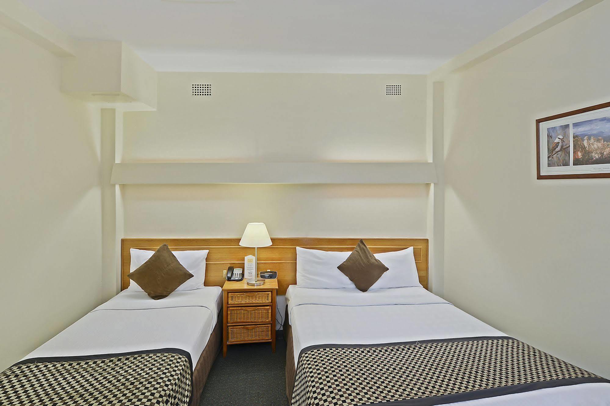 Comfort Inn North Shore Sydney Exterior photo