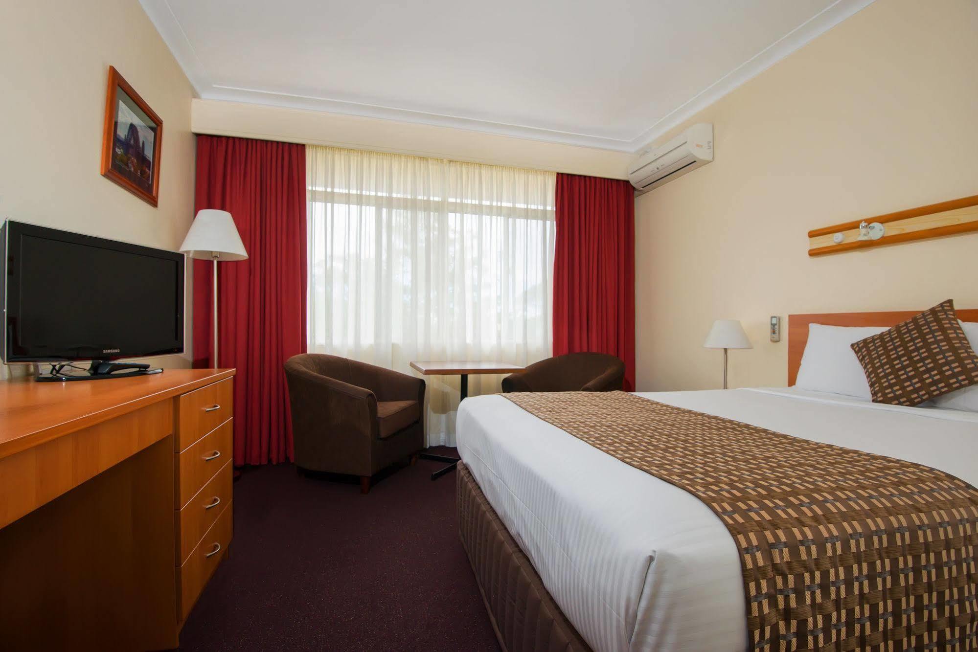 Comfort Inn North Shore Sydney Exterior photo