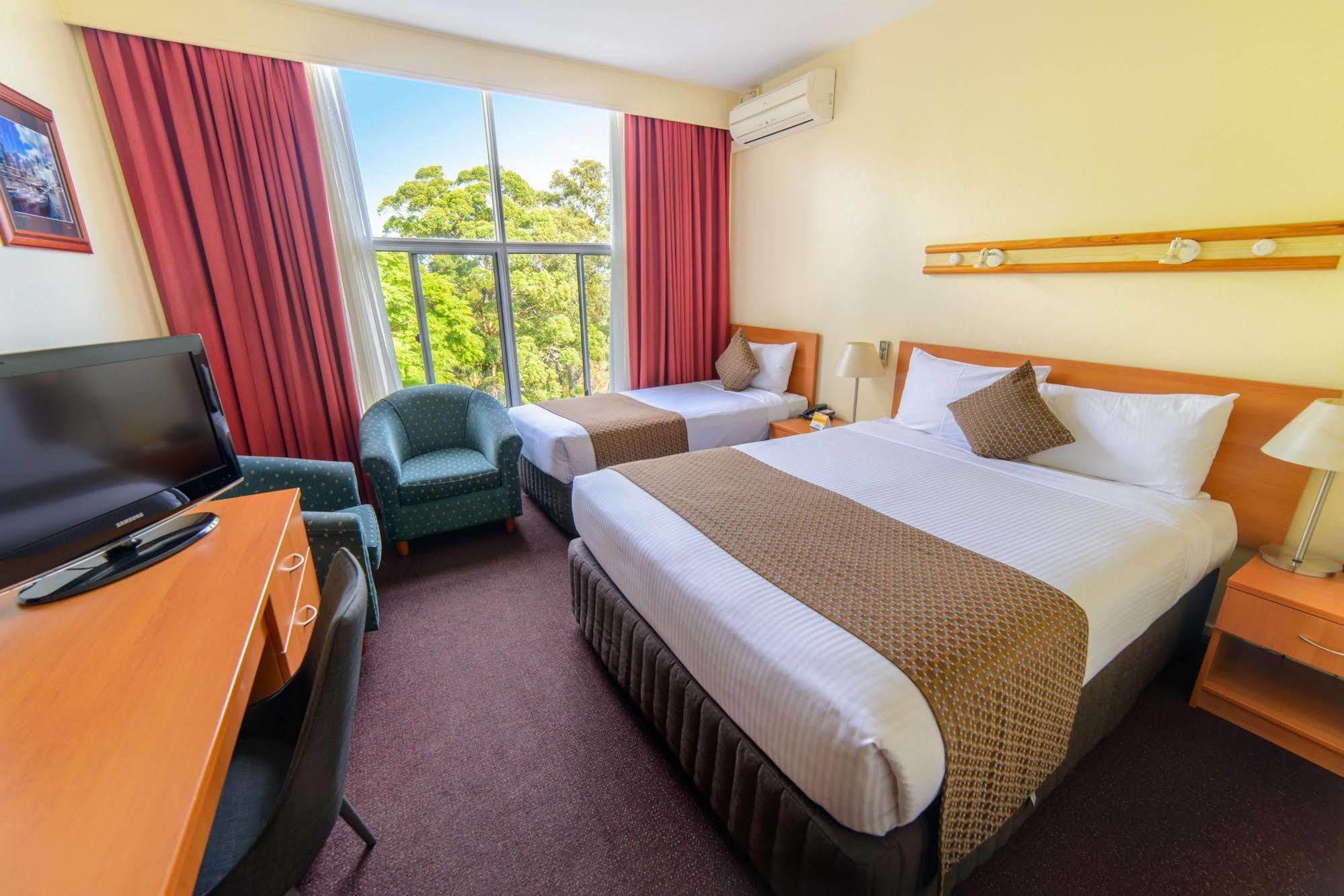 Comfort Inn North Shore Sydney Exterior photo