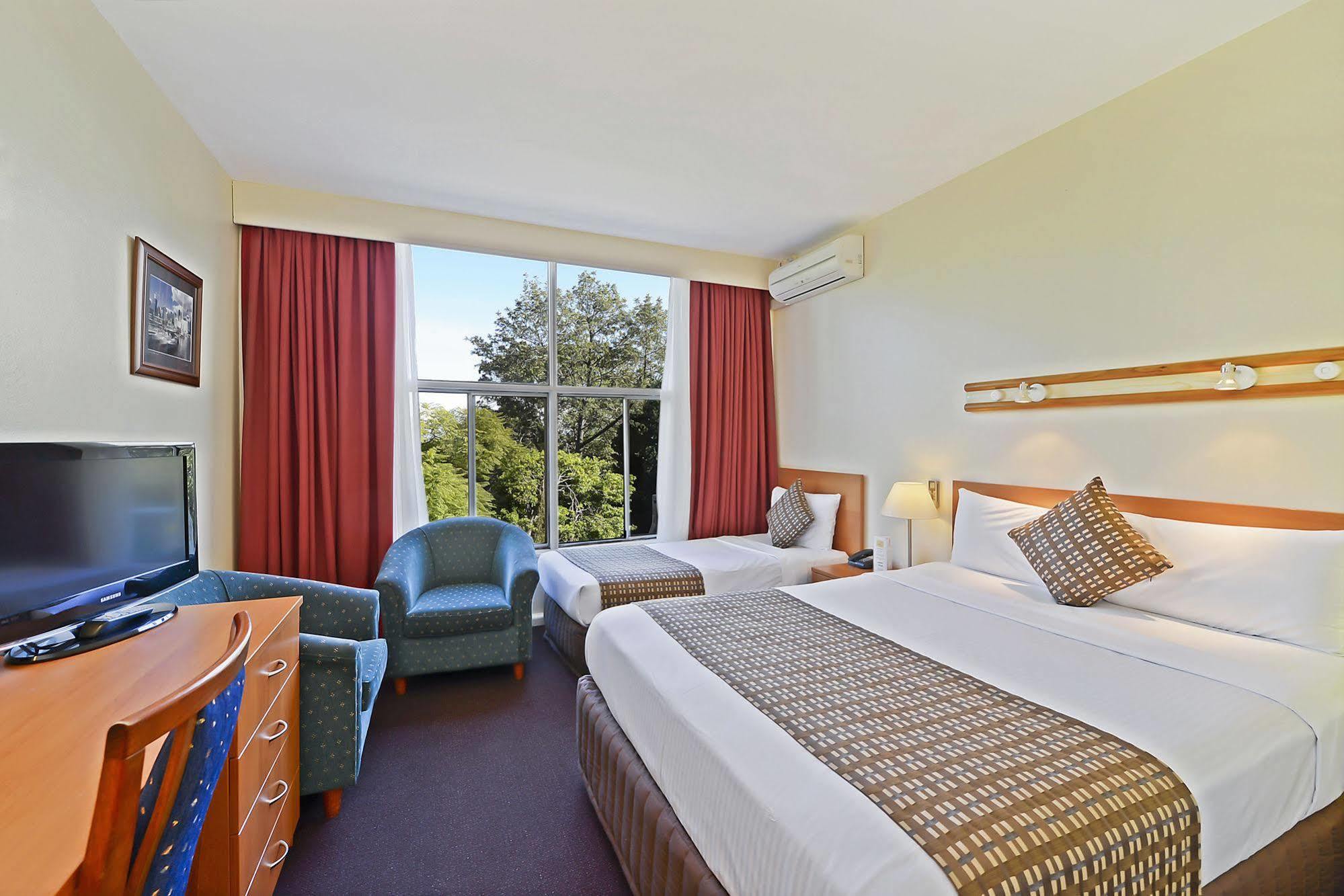 Comfort Inn North Shore Sydney Exterior photo
