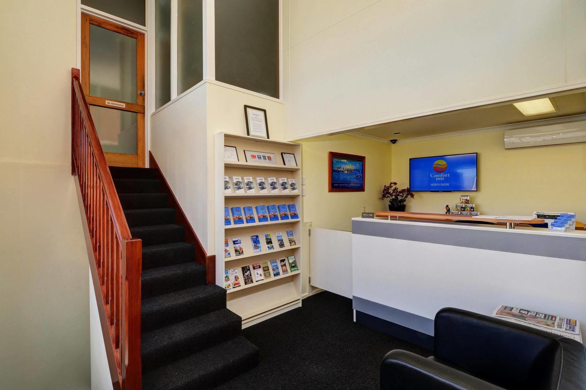 Comfort Inn North Shore Sydney Exterior photo